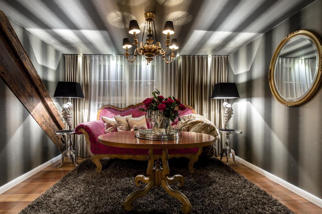 Gutwinski Hotel Фельдкірш Екстер'єр фото