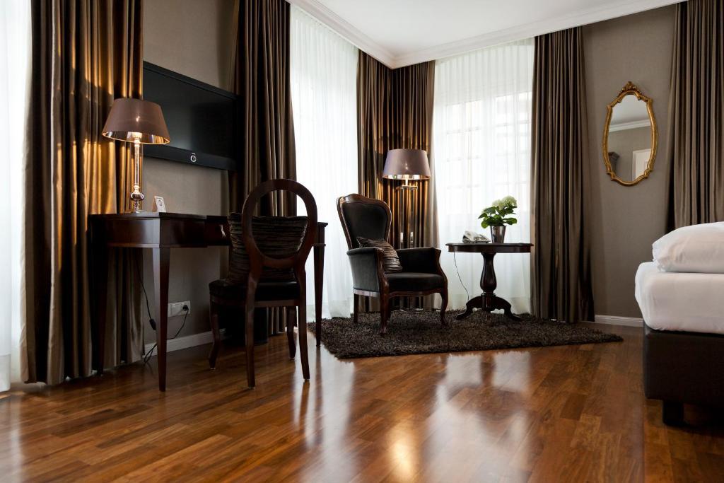 Gutwinski Hotel Фельдкірш Екстер'єр фото